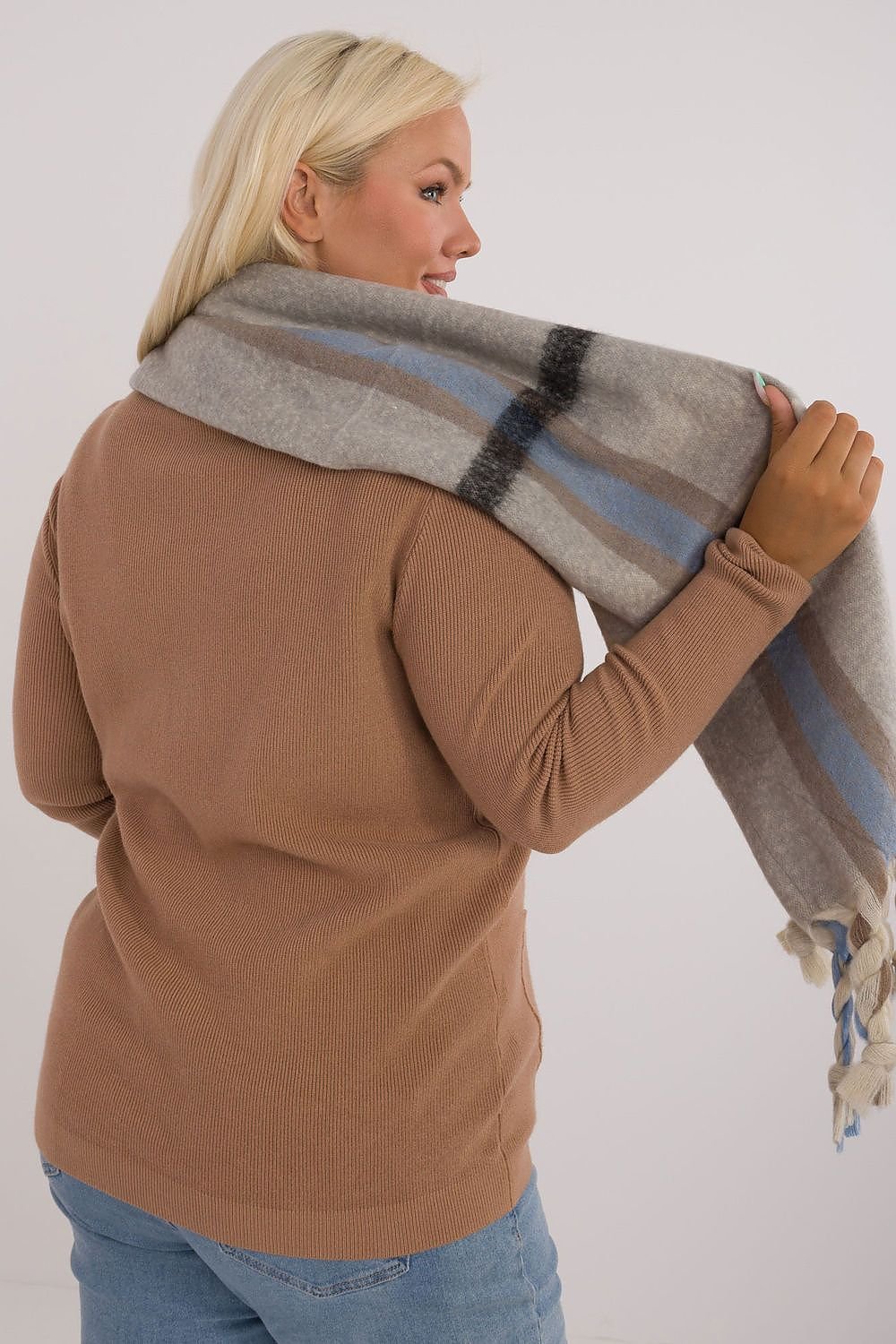 sjaal AT