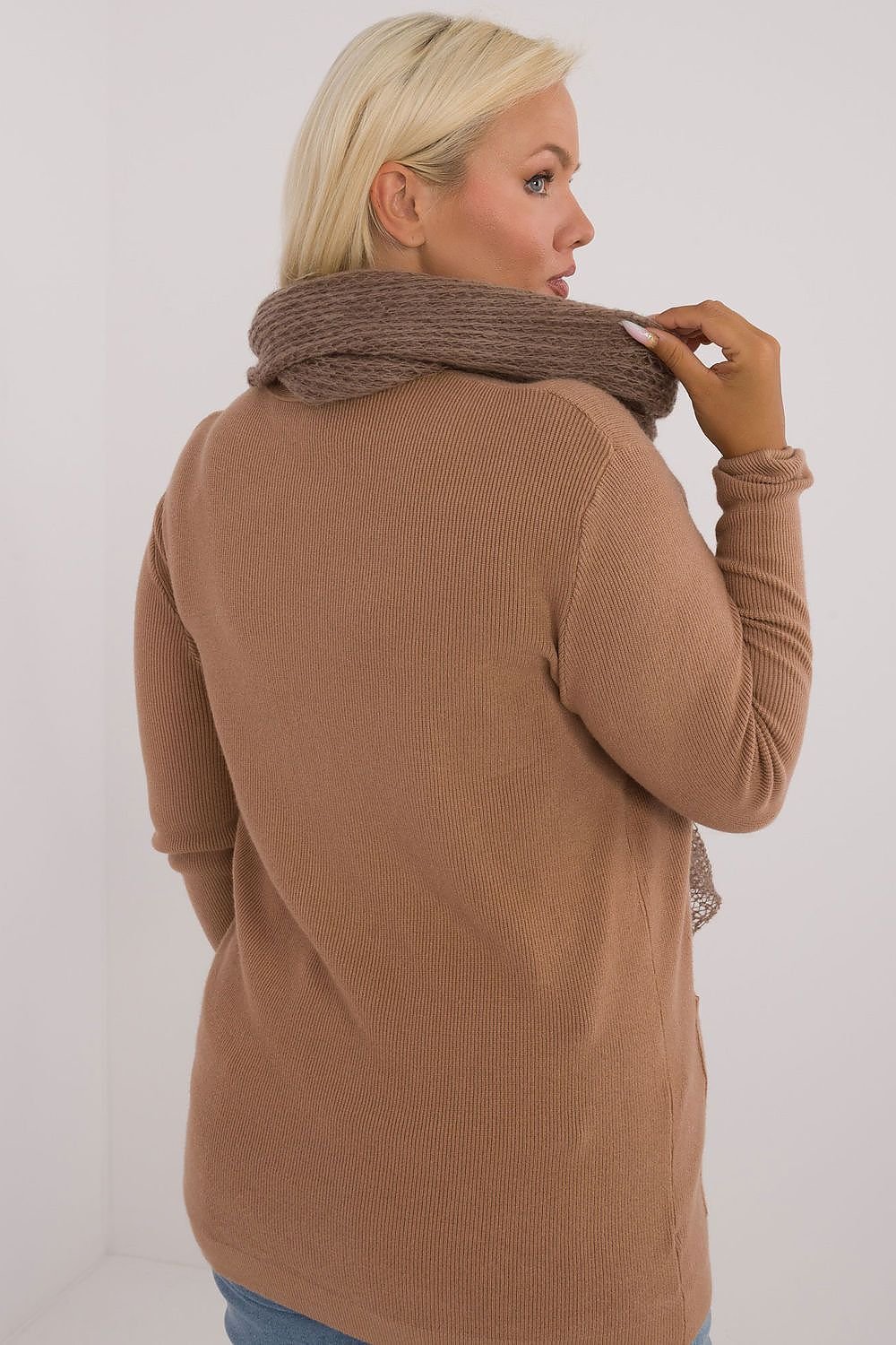 sjaal AT