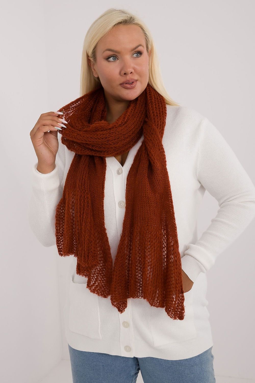 sjaal AT