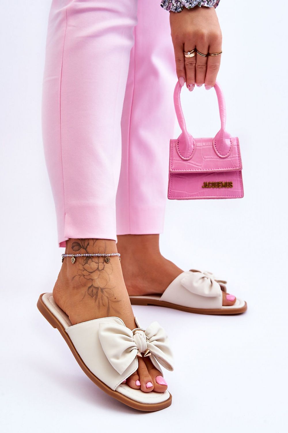 slippers model 178341 Step in style