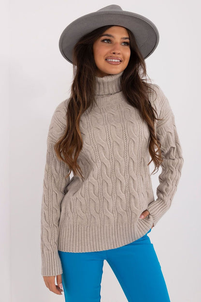 Knitted Coltrui