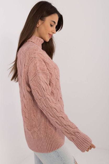 Knitted Coltrui