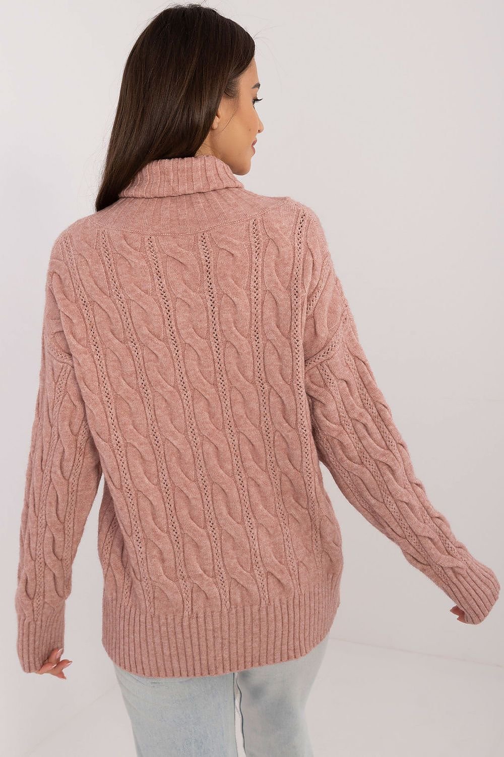 Knitted Coltrui